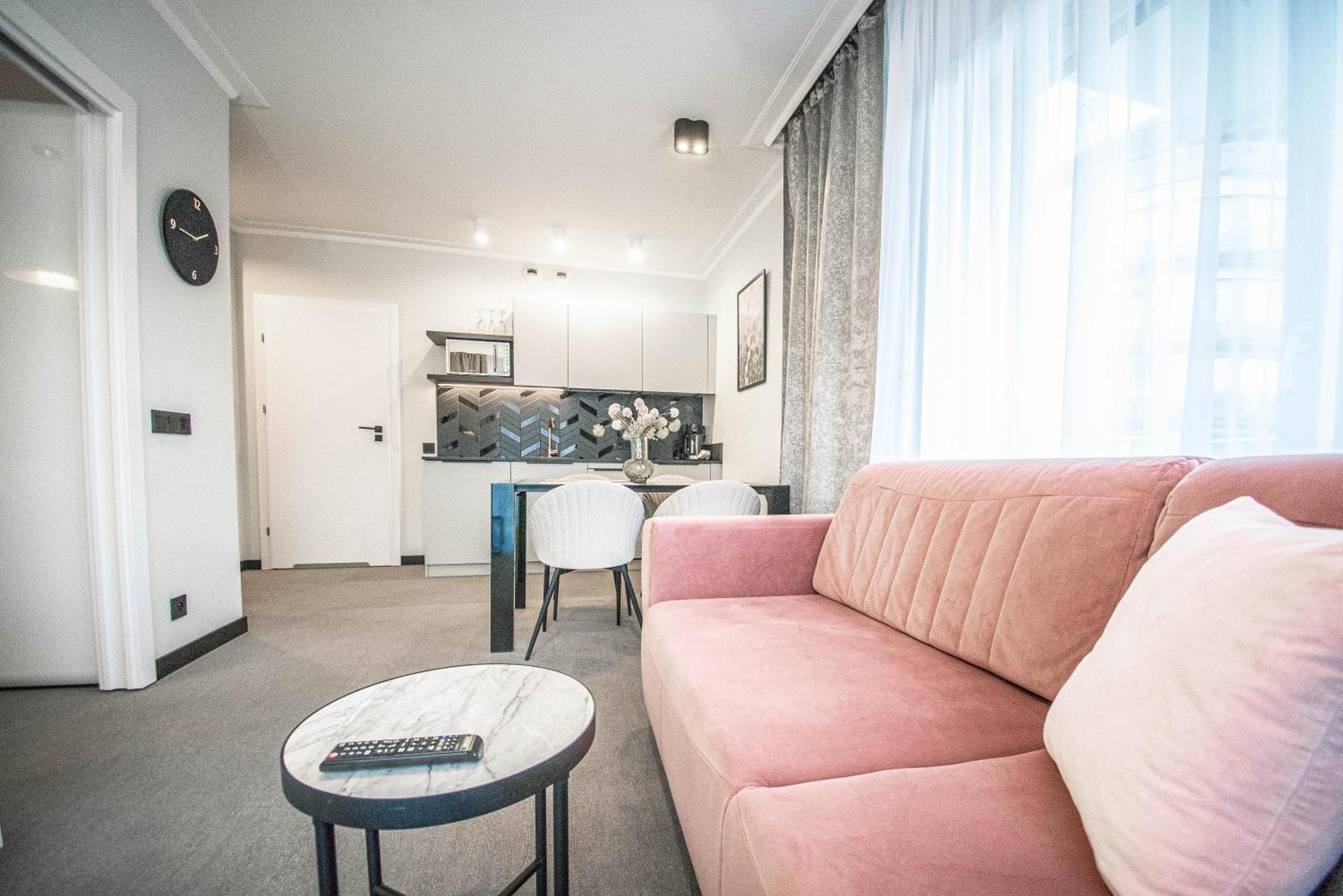 Na Wyspie - Albus & Rubus - Parking Apartment Swinoujscie