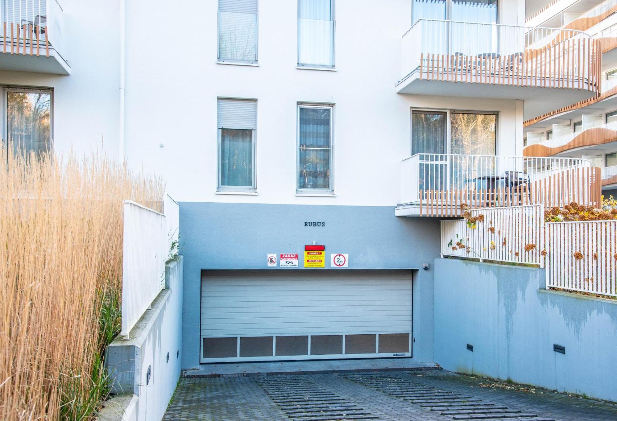 Na Wyspie - Albus & Rubus - Parking Apartment Swinoujscie